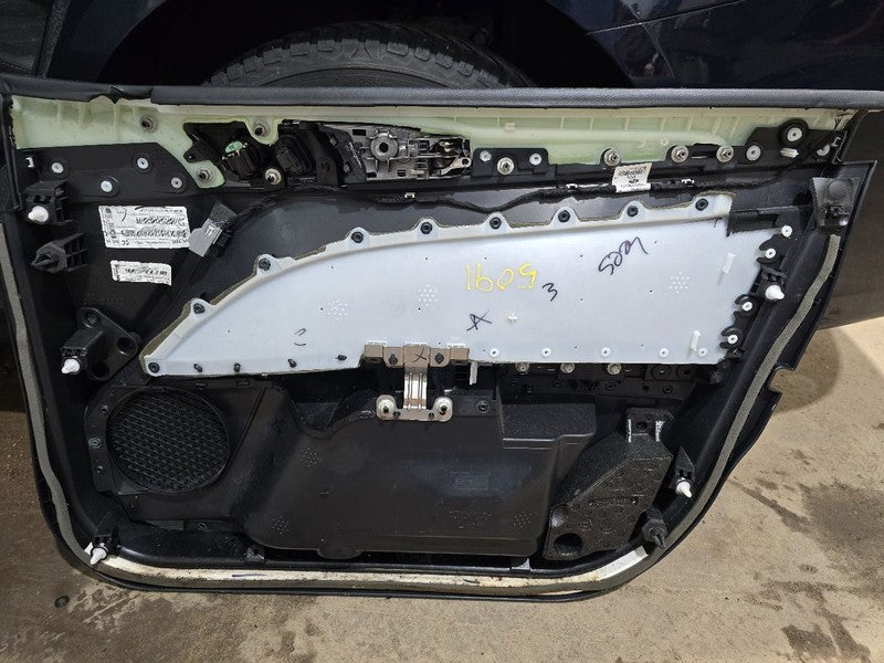 FUSION    2020 Front Door Trim Panel 633113
