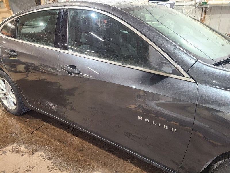 Passenger Front Door VIN Z 4th Digit New Style Fits 16 MALIBU 655032