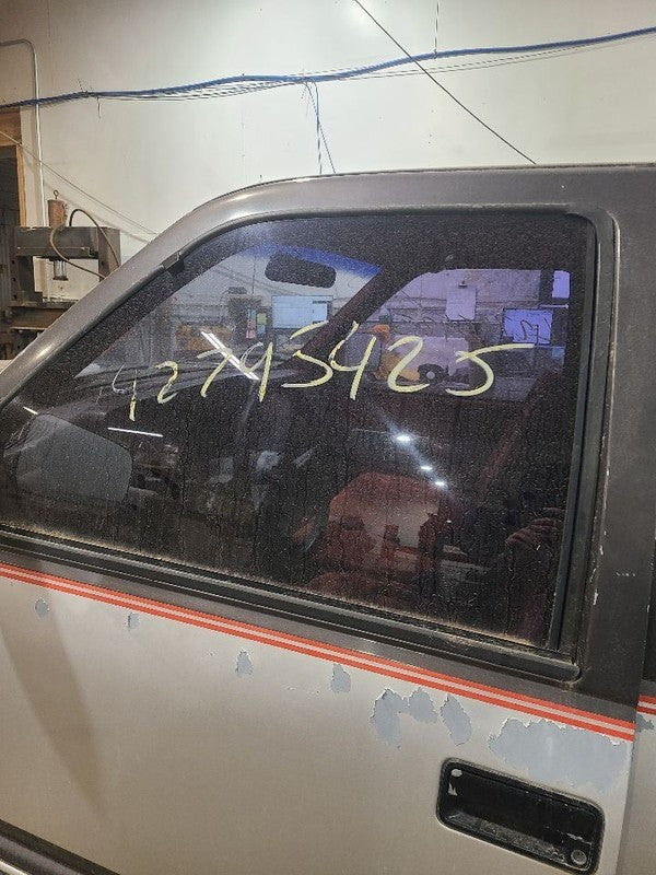 Driver Front Door Glass Fits 88-02 CHEVROLET 3500 PICKUP 651601