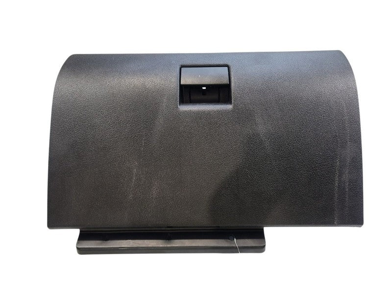 H3        2006 Glove Box 679872