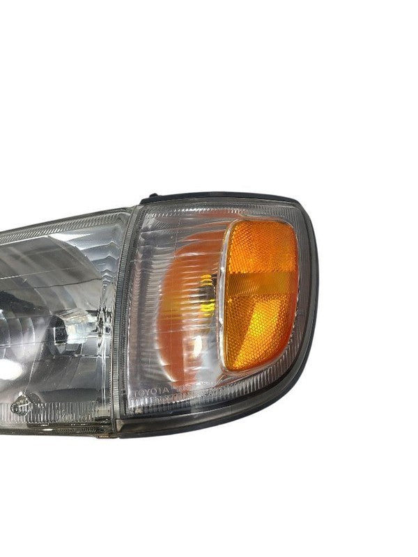Driver Left Headlight Fits 99-02 4 RUNNER 653411