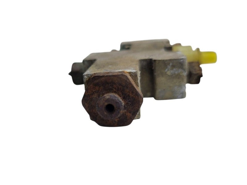 WRANGLER  1995 Brake Proportioning Valve 676945