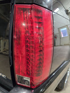 Passenger Tail Light Quarter Mounted Fits 07-14 ESCALADE 645238