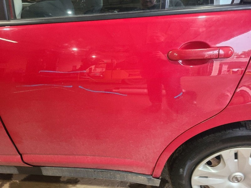Driver Left Rear Side Door Hatchback Electric Fits 07-12 VERSA 676497