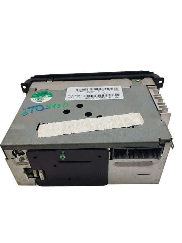 Audio Equipment Radio Am-fm-integral 6 CD Changer Fits 05-06 08-10 VIP