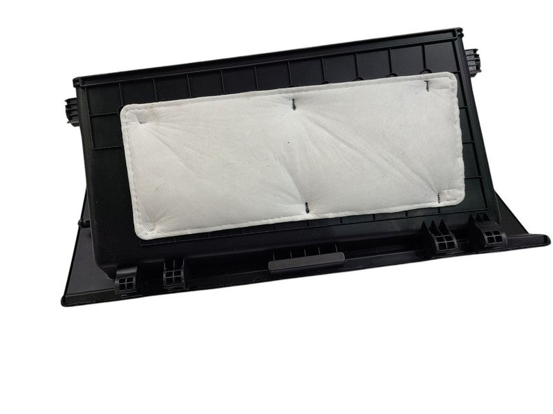 SPORTAGE  2023 Glove Box 611606
