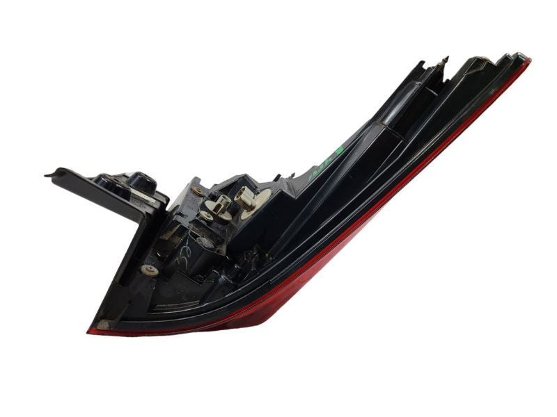 PILOT     2016 Tail Light 580345
