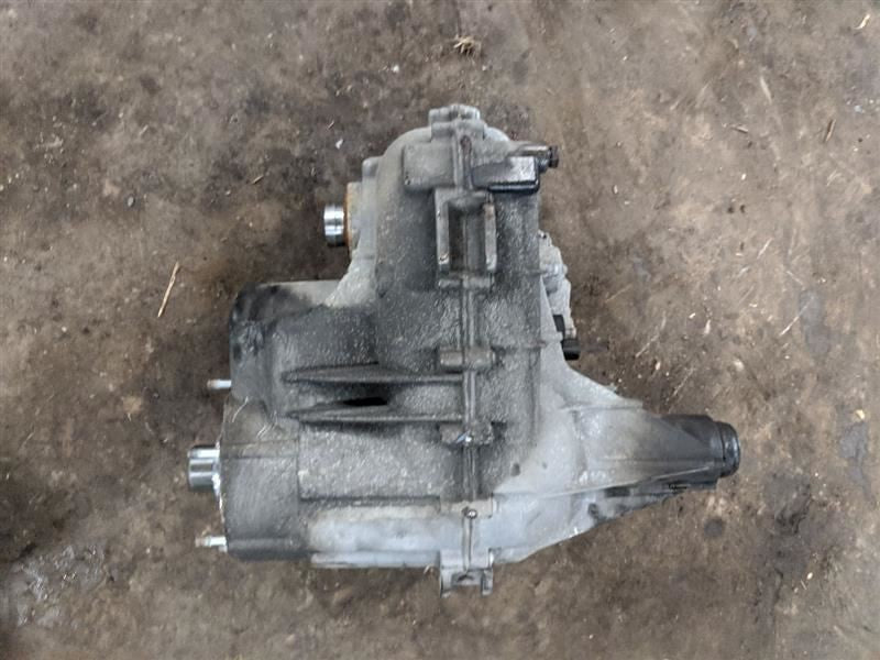 Transfer Case Transfer Case Opt NP0 ID Sy Fits 10-14 SUBURBAN 1500 240