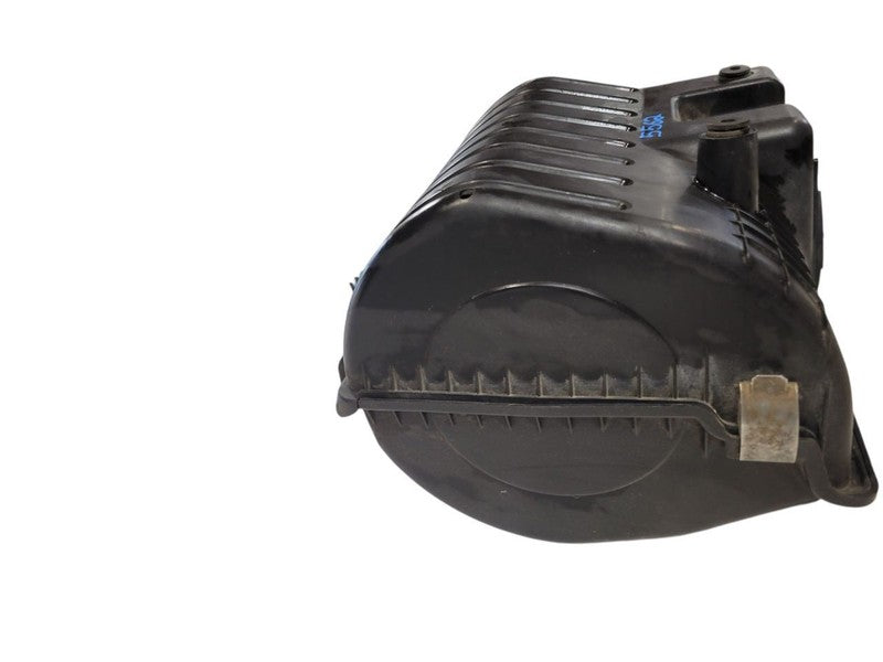 Air Cleaner 5.7L Fits 96-00 CHEVROLET 2500 PICKUP 669587