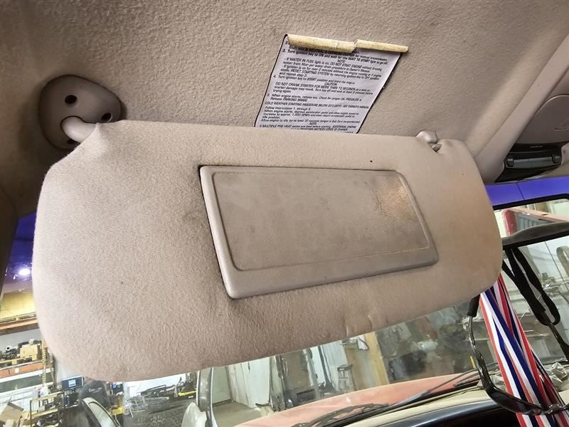 RAM3500   1999 Sun Visor 584535