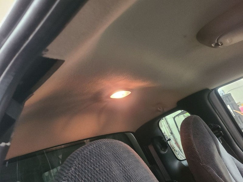 DAKOTA    1999 Headliner 666448