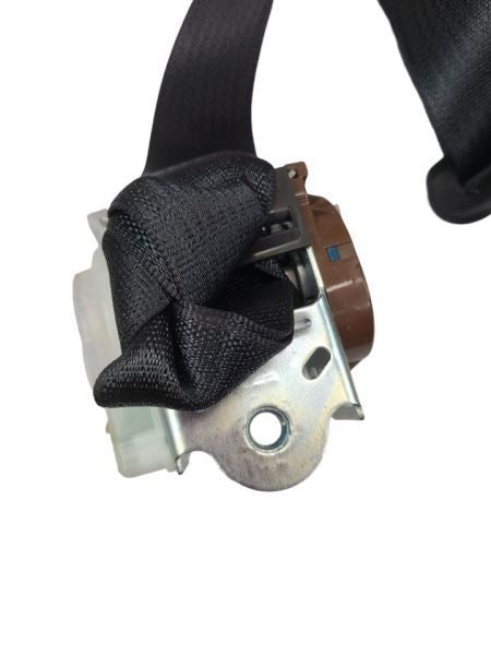 GRANDCHER 2015 Seat Belt Rear 590926
