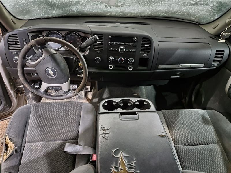 SILVRDO25 2008 Dash Bezel 531417