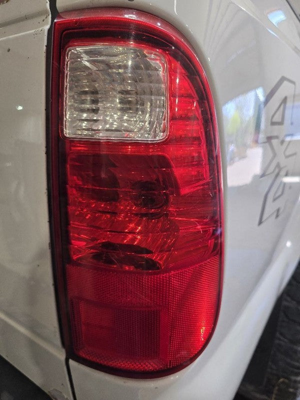 Passenger Tail Light Pickup Fits 08-16 FORD F250SD PICKUP 628763
