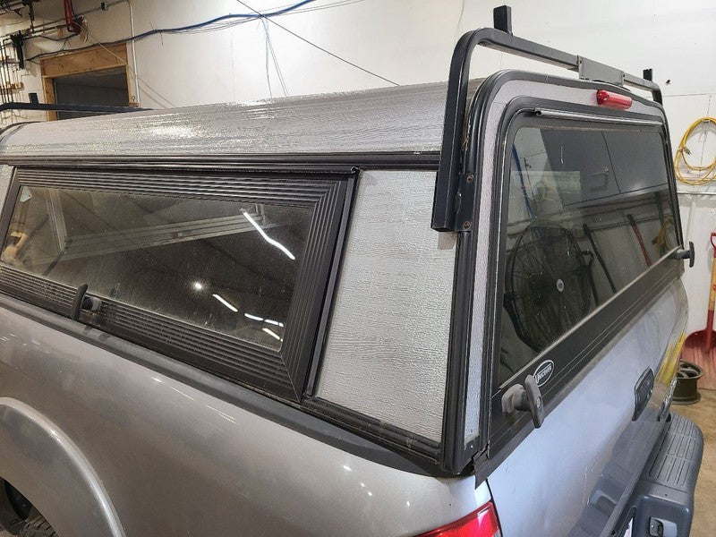 TUNDRA    2004 Topper/Tonneau 667724