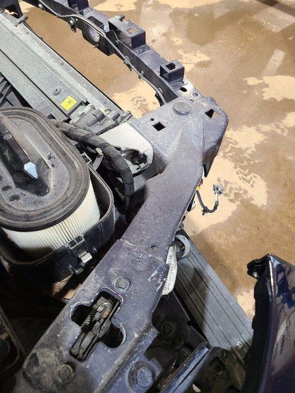 GHIBLI    2019 Radiator Core Support 664892