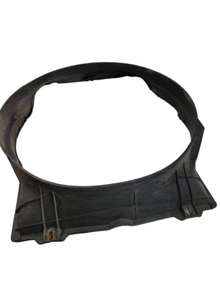 NEW YRK-R 1988 Radiator Shroud 581976