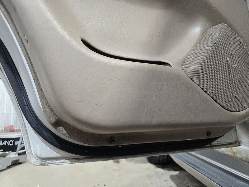 Driver Rear Side Door 8 Cylinder With Moulding Fits 98-02 LAND CRUISER