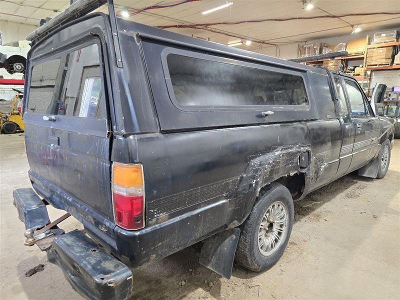 TTOYOTA   1987 Seat Belt Front 587185