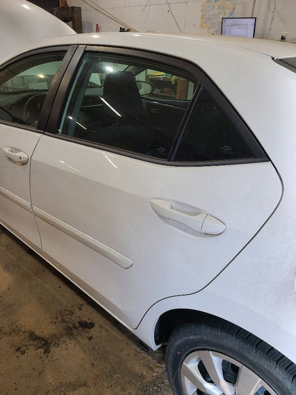 Driver Rear Side Door Electric Windows Sedan Fits 14-19 COROLLA 678061