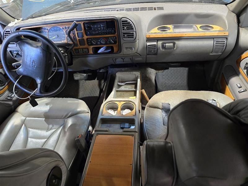 SUBCHEV15 1996 Seat Belt Front 594352