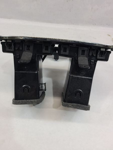 CARAVAN   2016 Dash Bezel 556745