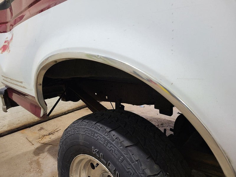 Pickup Box From 8501 GVW 6' 9" Box Fits 92-97 FORD F250 PICKUP 664052