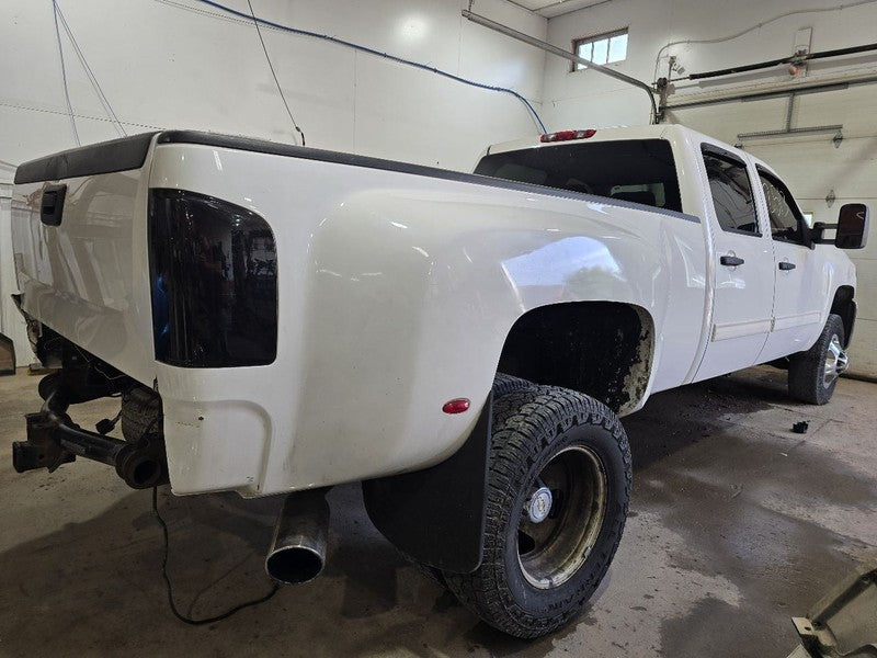Passenger Rear Side Door Crew Cab Fits 07-14 SIERRA 2500 PICKUP 646582