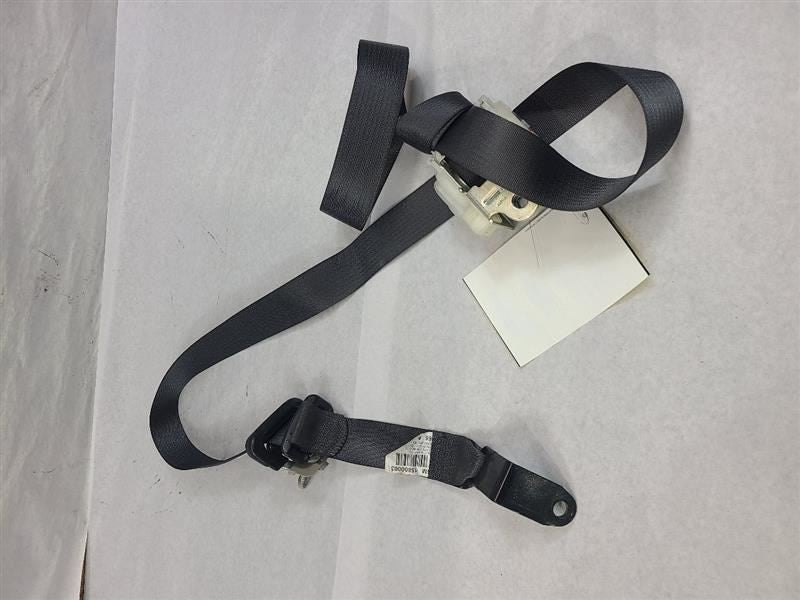 H3        2006 Seat Belt Rear 606080