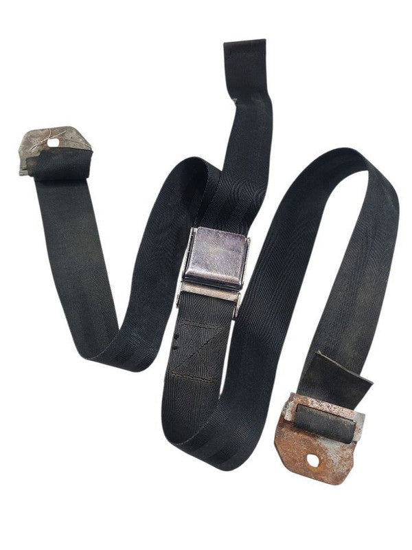 DART      1963 Seat Belt Front 671221