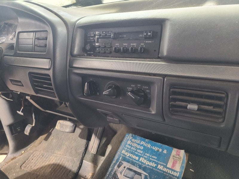 Front Spindle/Knuckle Spindle Fits 84-92 BRONCO 652283