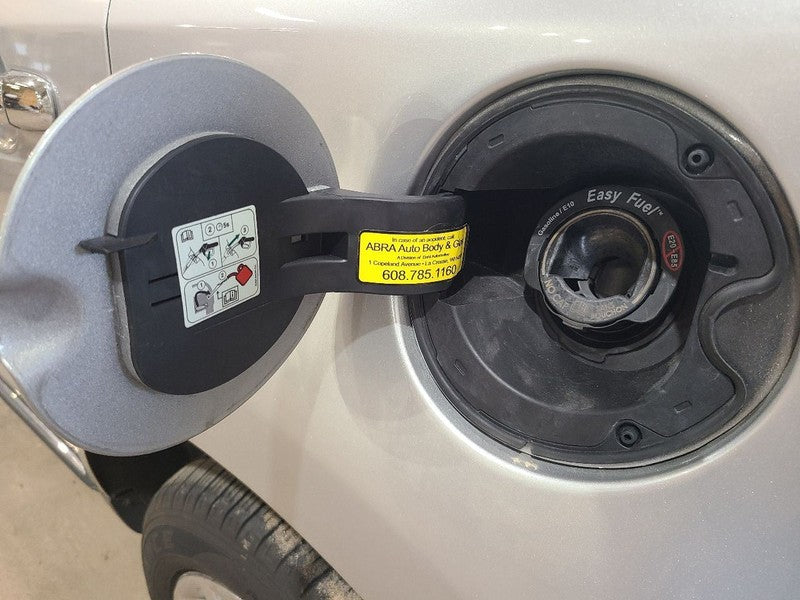 MKX       2011 Fuel Filler Door 666989
