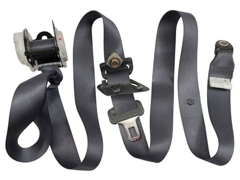 GX470     2003 Seat Belt Rear 601631