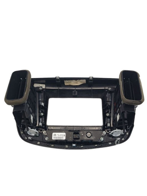 200       2016 Dash Bezel 619591