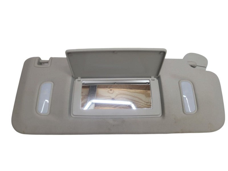Passenger Right Sun Visor Illuminated Fits 07-14 ESCALADE 676729