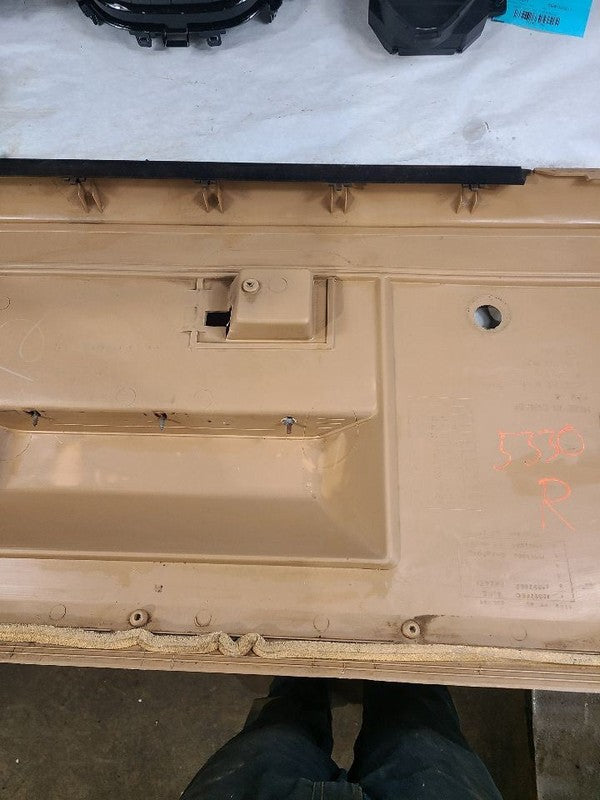 TCHEV10   1987 Front Door Trim Panel 654062
