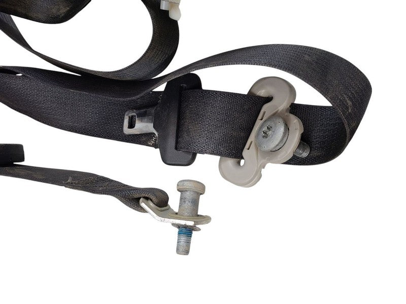 TOWN COUN 2016 Seat Belt Rear 621150
