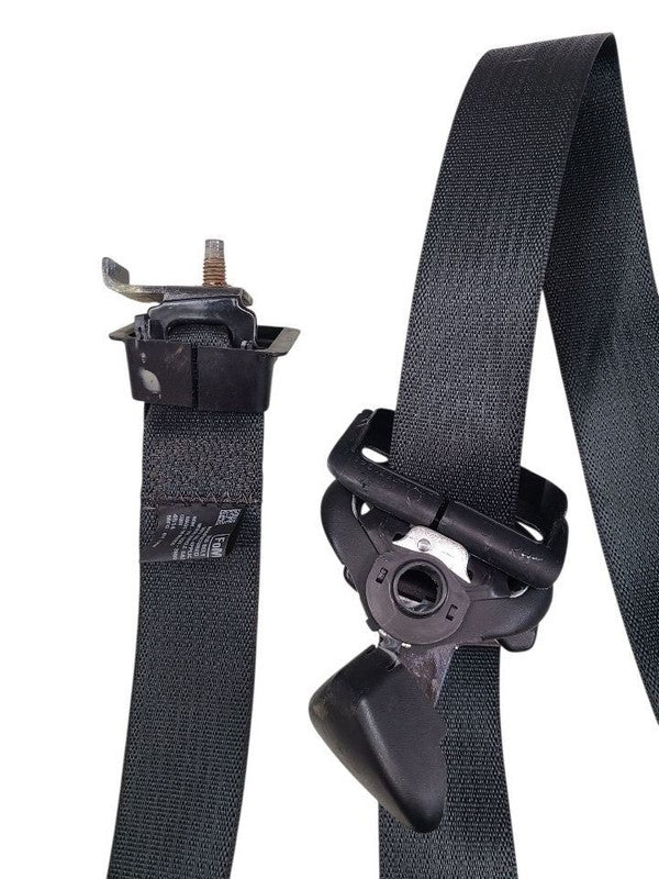 NAVIGATOR 2016 Seat Belt Rear 635877
