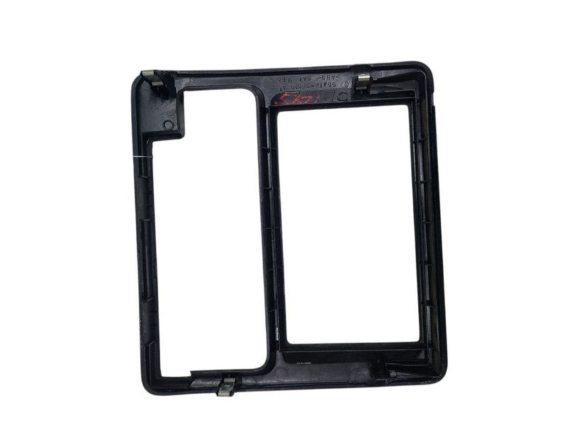 T100      1996 Dash Bezel 676239