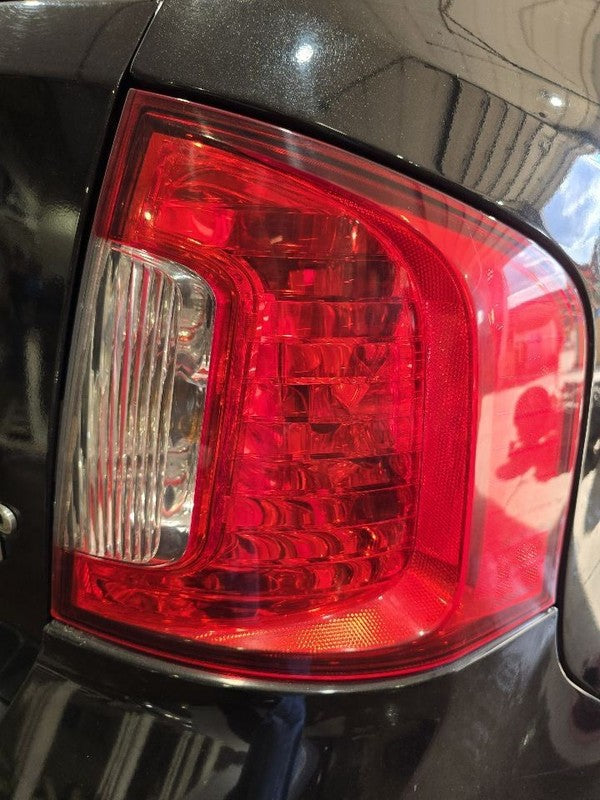 Passenger Right Tail Light Clear Red Lens Fits 11-14 EDGE 647200