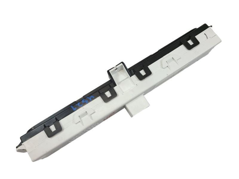 Info-GPS-TV Screen Display Screen Dash Lower Clock Fits 10-12 CROSSTOU