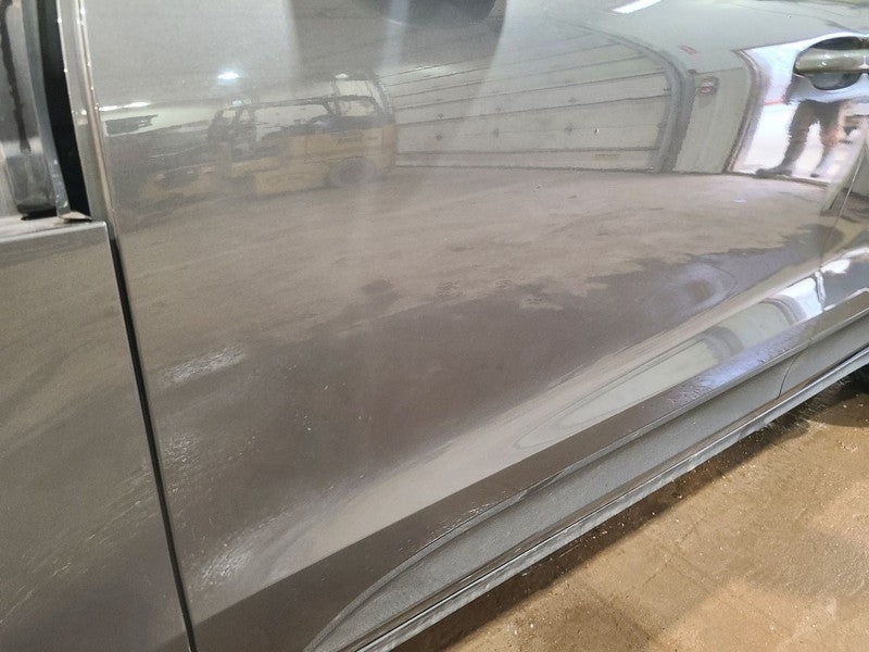 Driver Left Front Door Fits 15-19 PORSCHE MACAN 661441