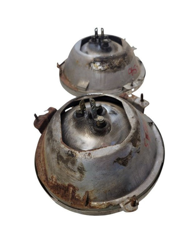 DART      1975 Headlight 672222