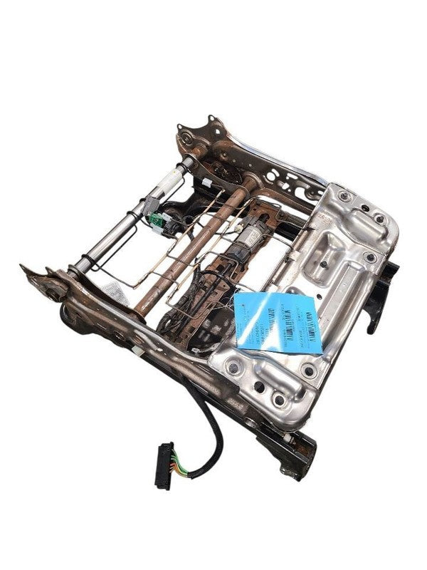 RAM2500   2010 Front Seat Track 646973