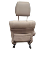 LX470     1999 Front Seat 674378