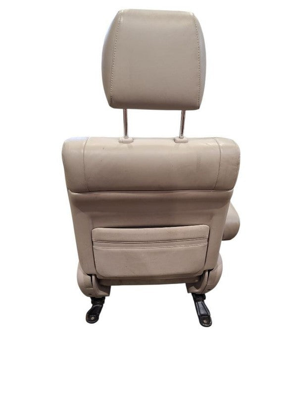LX470     1999 Front Seat 674378
