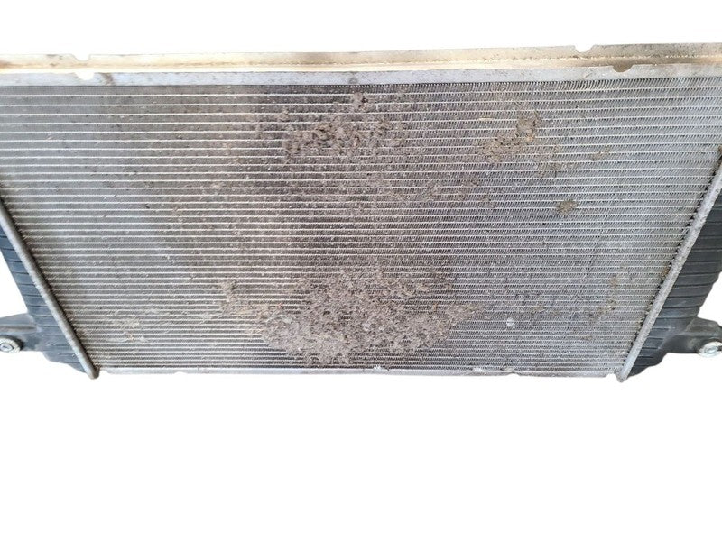 Radiator Fits 01-05 SIERRA 2500 PICKUP 646162
