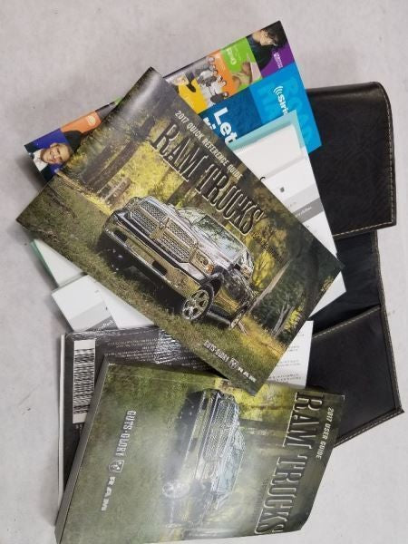 RAM1500   2017 Owners Manual 492383