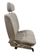 T100      1996 Front Seat 676232