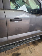 Passenger Right Front Door Electric Fits 21-25 FORD F150 PICKUP 678352